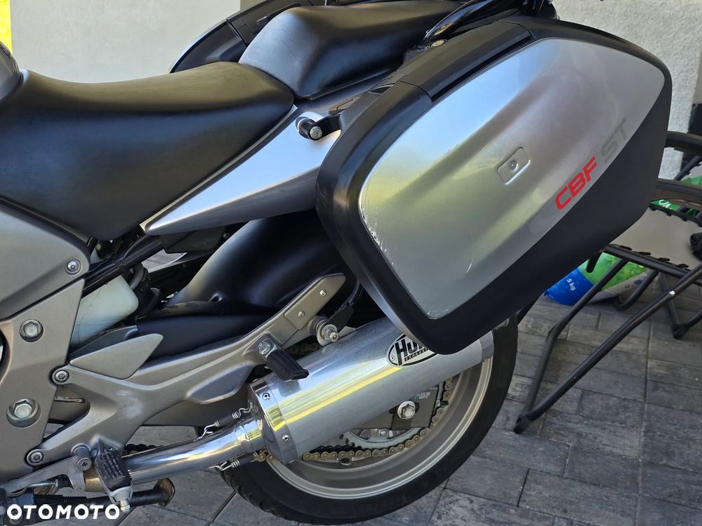 Honda CBF - 8