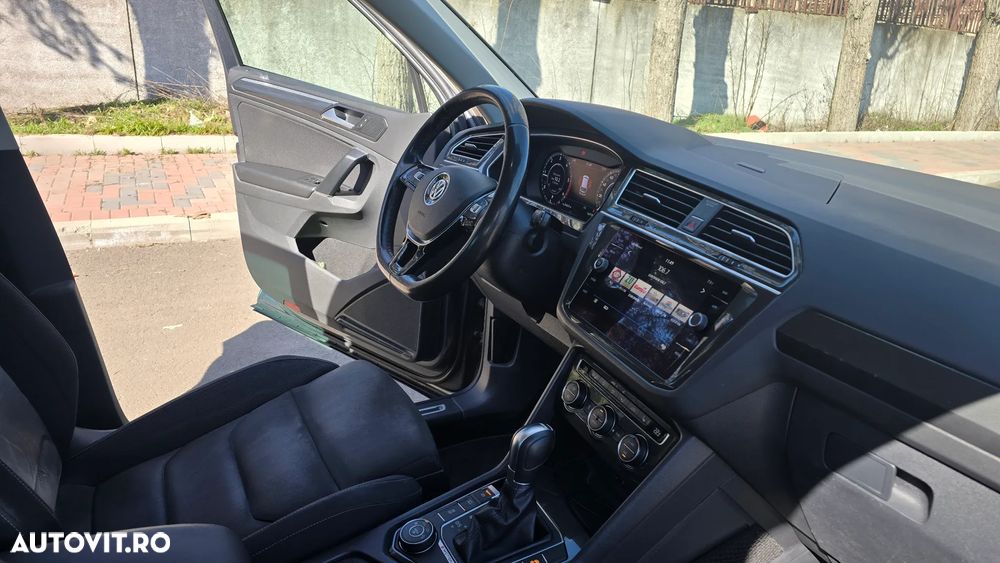 Volkswagen Tiguan 2.0 TDI 4Mot DSG Highline - 23