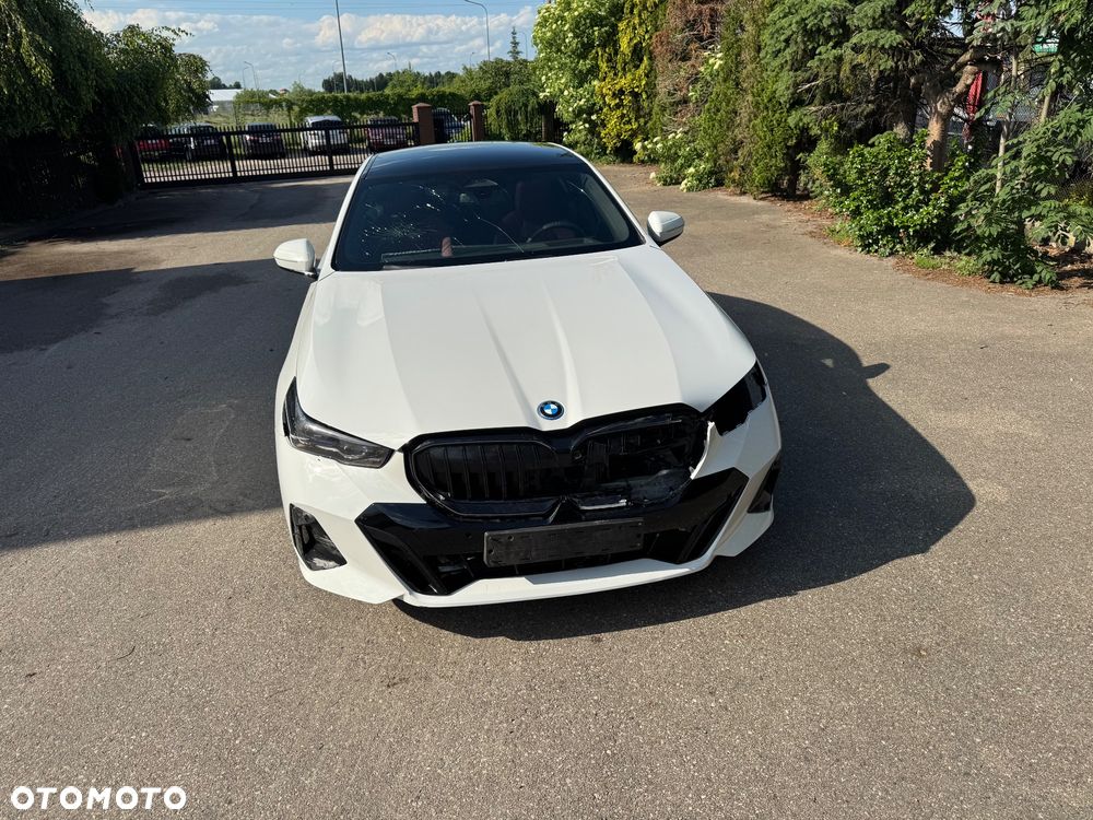 BMW Seria 5 520d xDrive mHEV M Sport - 13