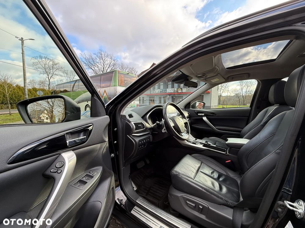 Mitsubishi Eclipse Cross 1.5 T GPF Intense Pro CVT 4WD - 12