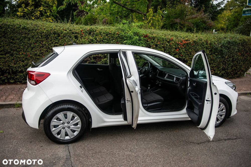 Kia Rio 1.2 Attract - 8
