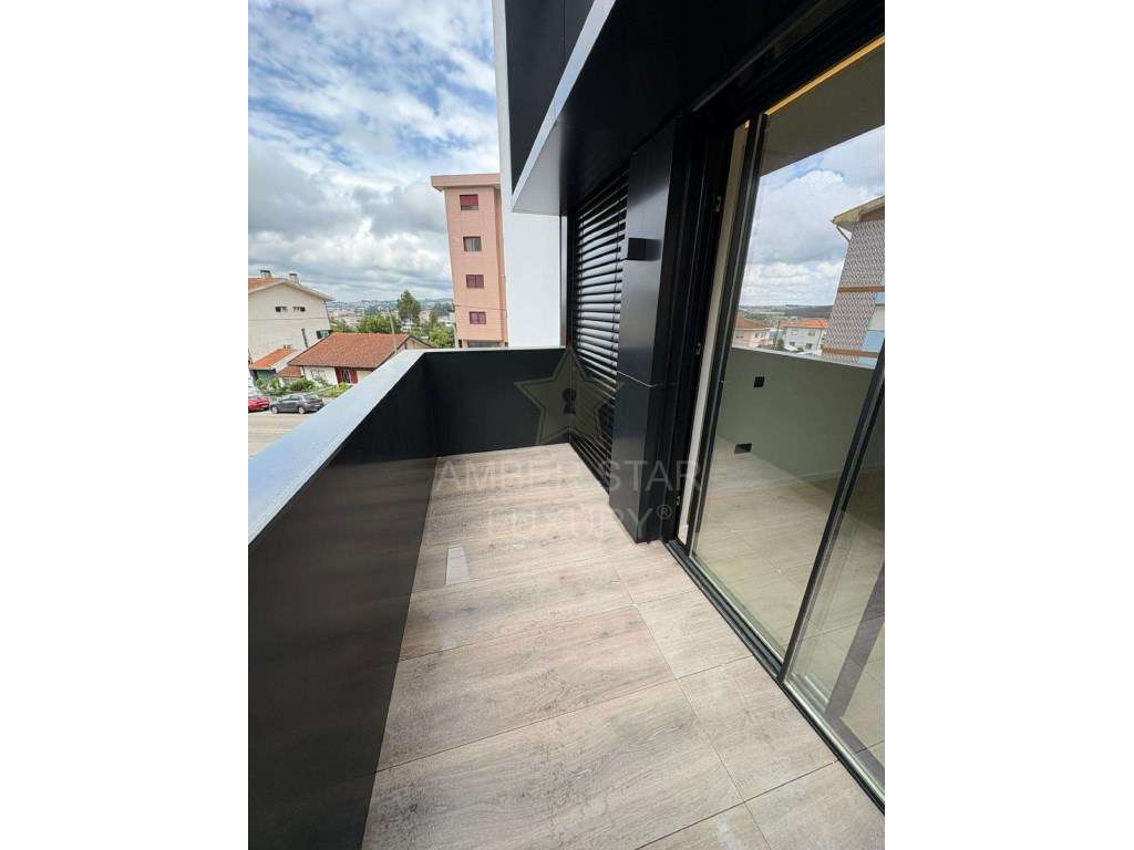 Apartamento T2 no centro de Gondomar - Grande imagem: 4/23