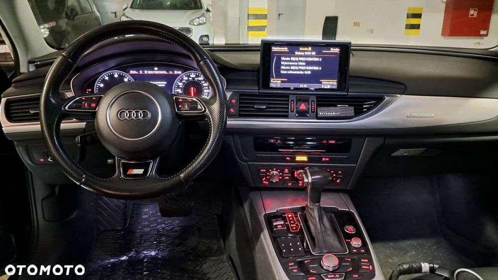 Audi A6 Limousine 3.2 FSI Quattro Tiptronic - 11