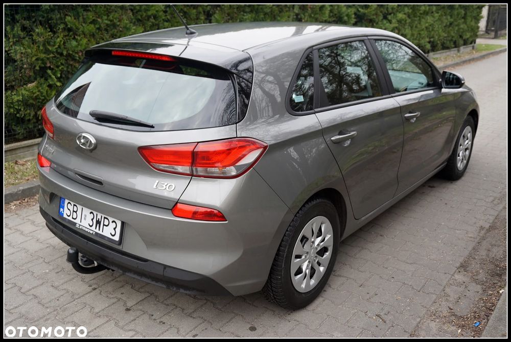 Hyundai i30 1.4 Premiere Comfort - 19