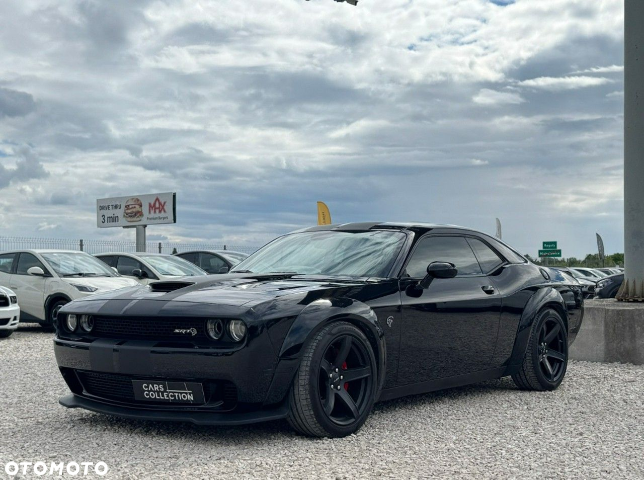 Dodge Challenger - 8