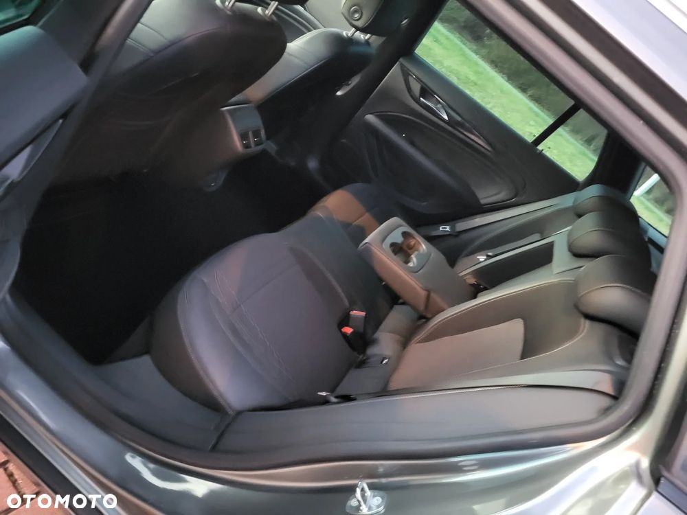 Opel Insignia 2.0 Exclusive - 22