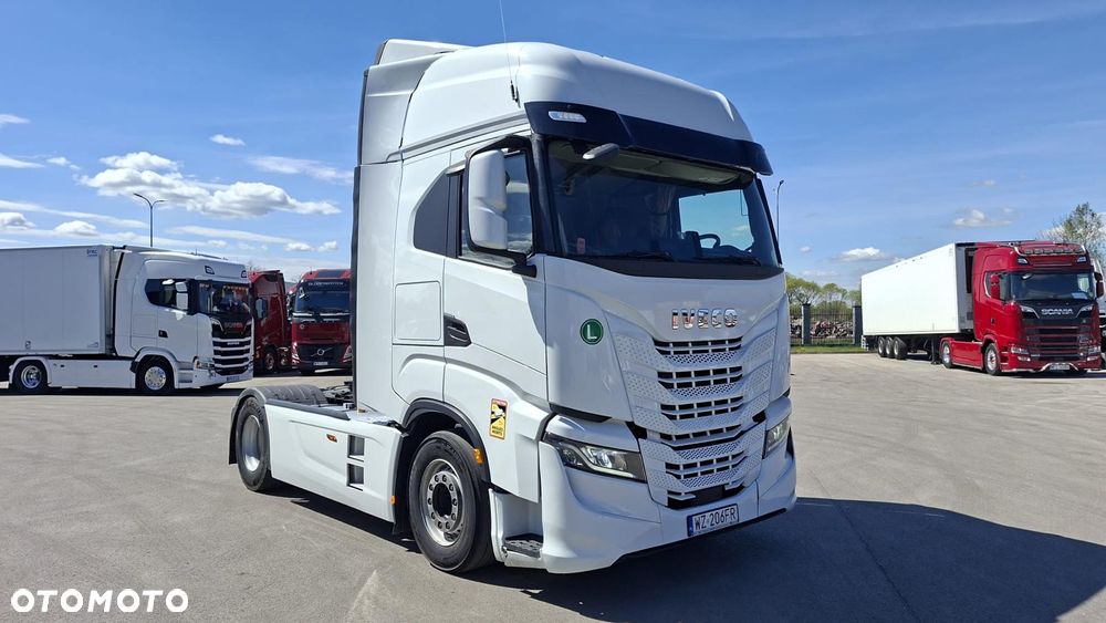 Iveco S-way 490 - 1