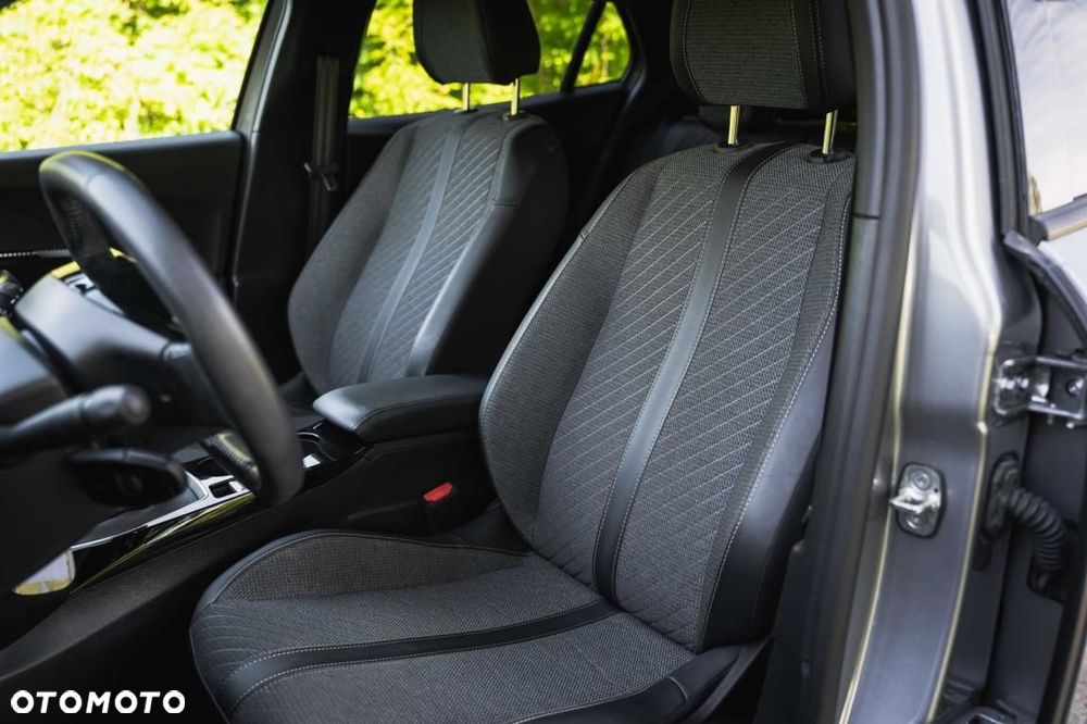 Peugeot 2008 - 16