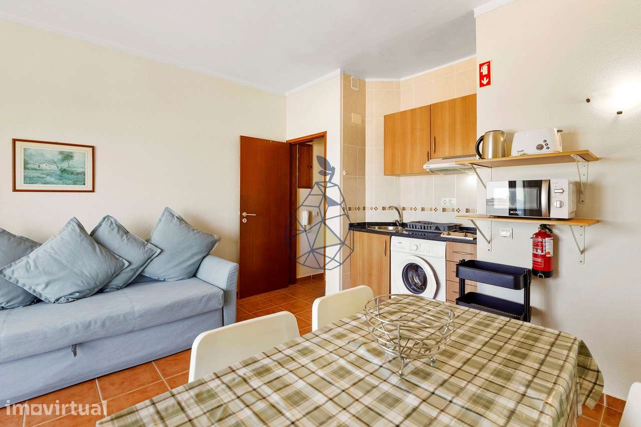 Apartamento T1 Renovado com Vista Mar na Praia da Rocha - Grande imagem: 3/40
