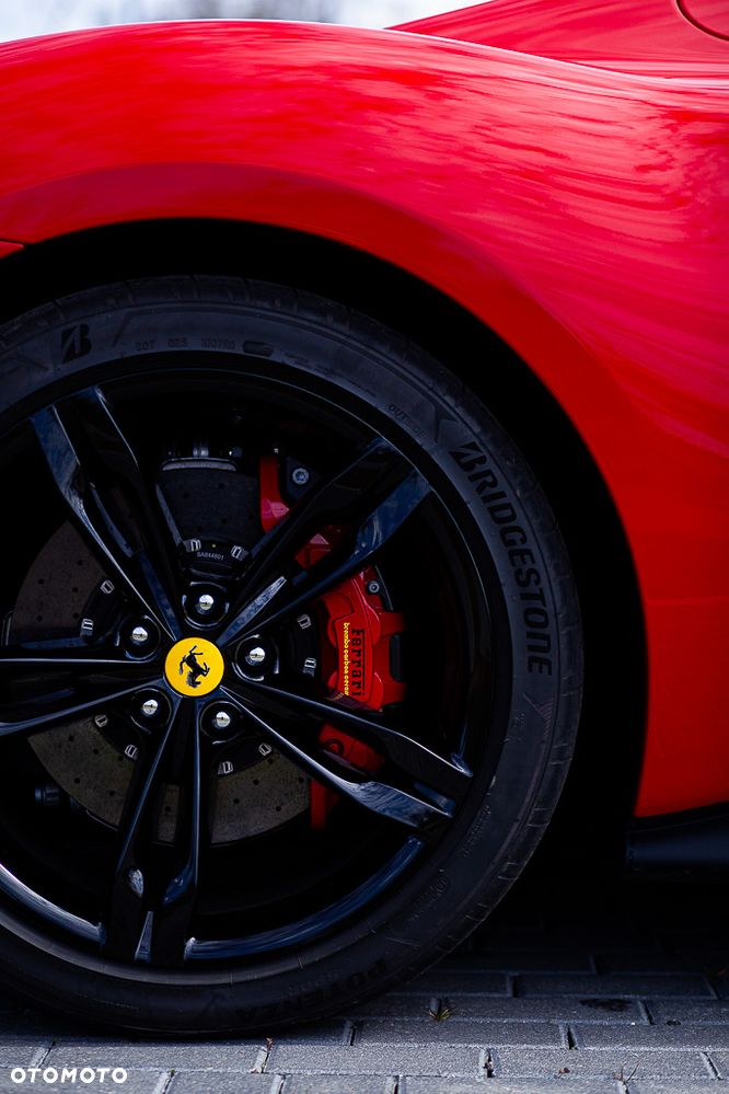 Ferrari 296 GTB - 9