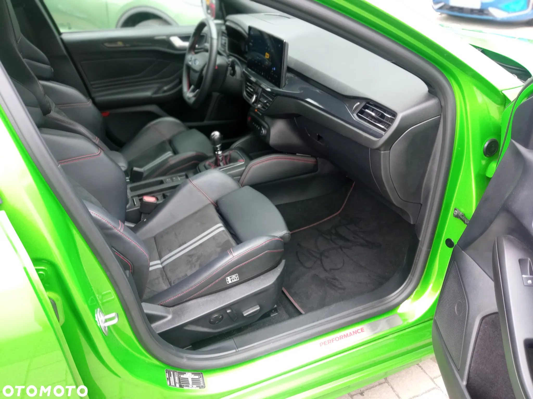 Ford Focus 2.3 EcoBoost ST X - 20
