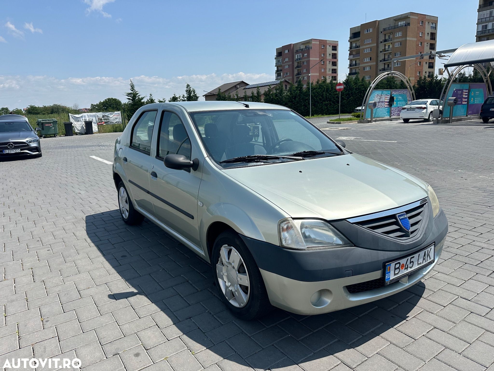 Dacia Logan 1.4 MPI Ambiance - 1