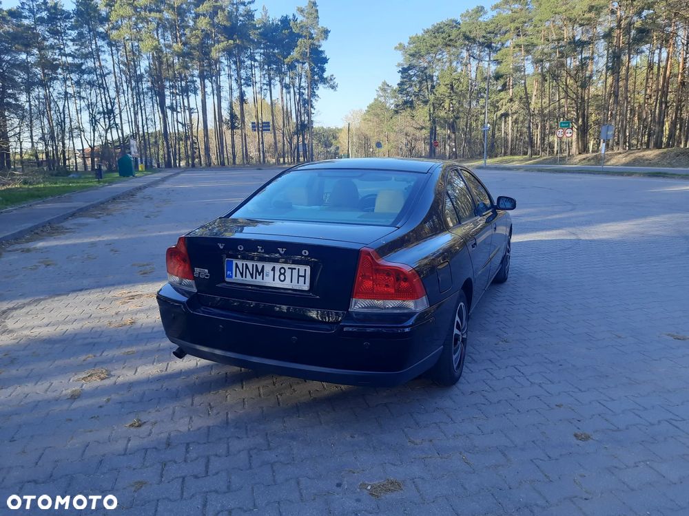 Volvo S60 2.4 Kinetic - 5