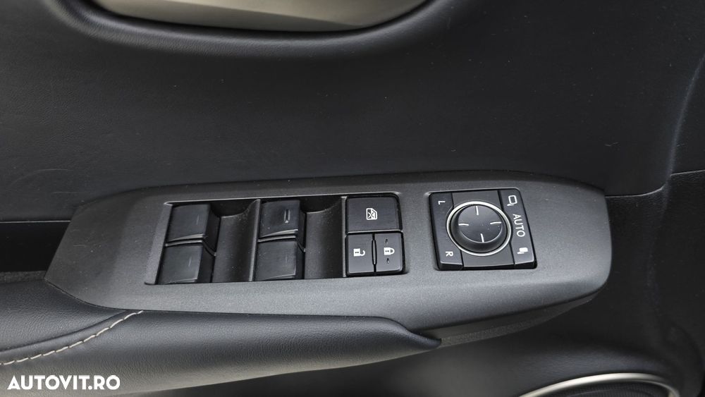 Lexus Seria NX - 11