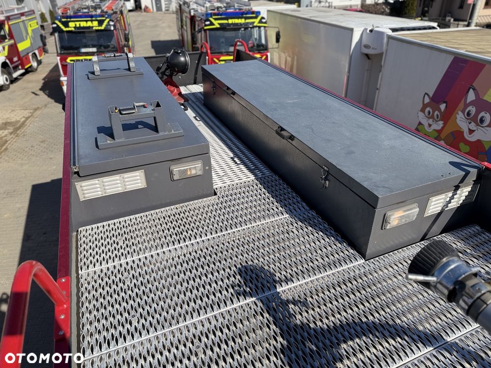MAN Wóz strażacki CIĘŻKI Pojazd pożarniczy Straż pożarna MAN 18.284 4x4 6t wody+piana, CNBOP, działko dachowe, skrzynie dachowe, łańcuchy podrzutowe - 23