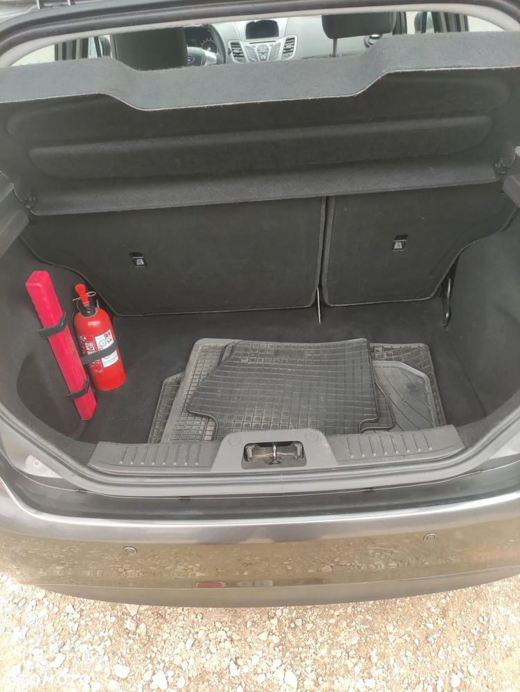 Ford Fiesta 1.25 Ambiente - 9