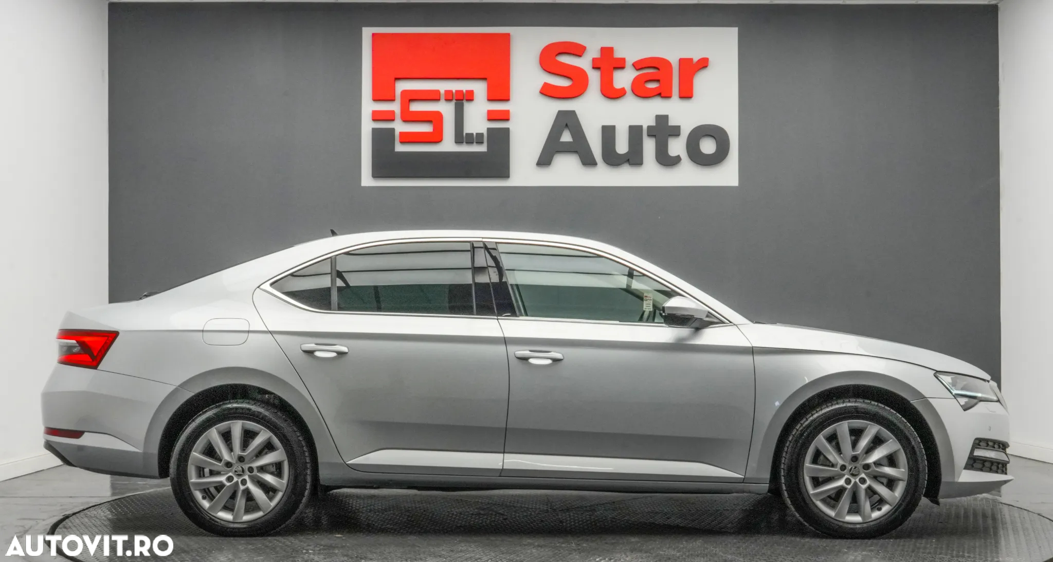 Skoda Superb 1.5 TSI DSG Ambition - 9