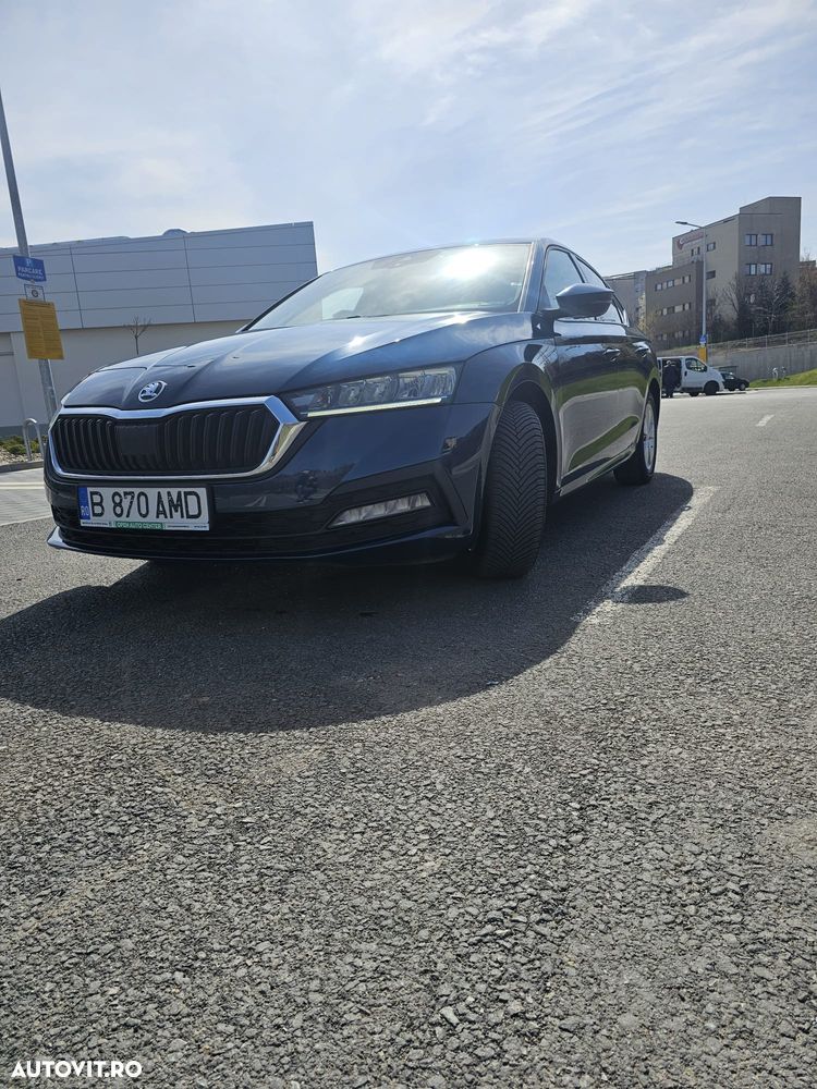 Skoda Octavia 2.0 TDI DSG Ambition - 2