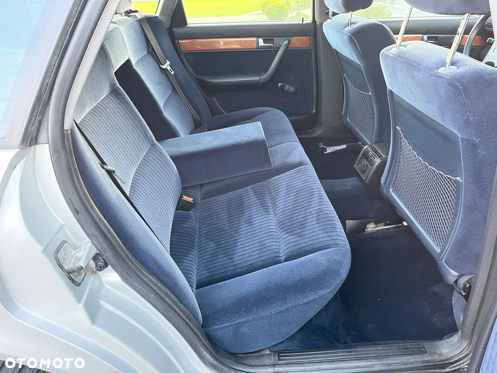 Audi 100 2.8 Quattro - 12