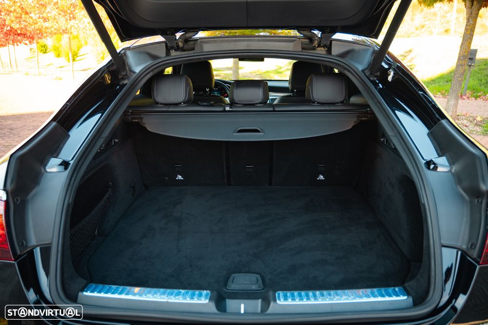 Mercedes-Benz GLC 300 de Coupe 4Matic 9G-TRONIC AMG Line Plus - 51