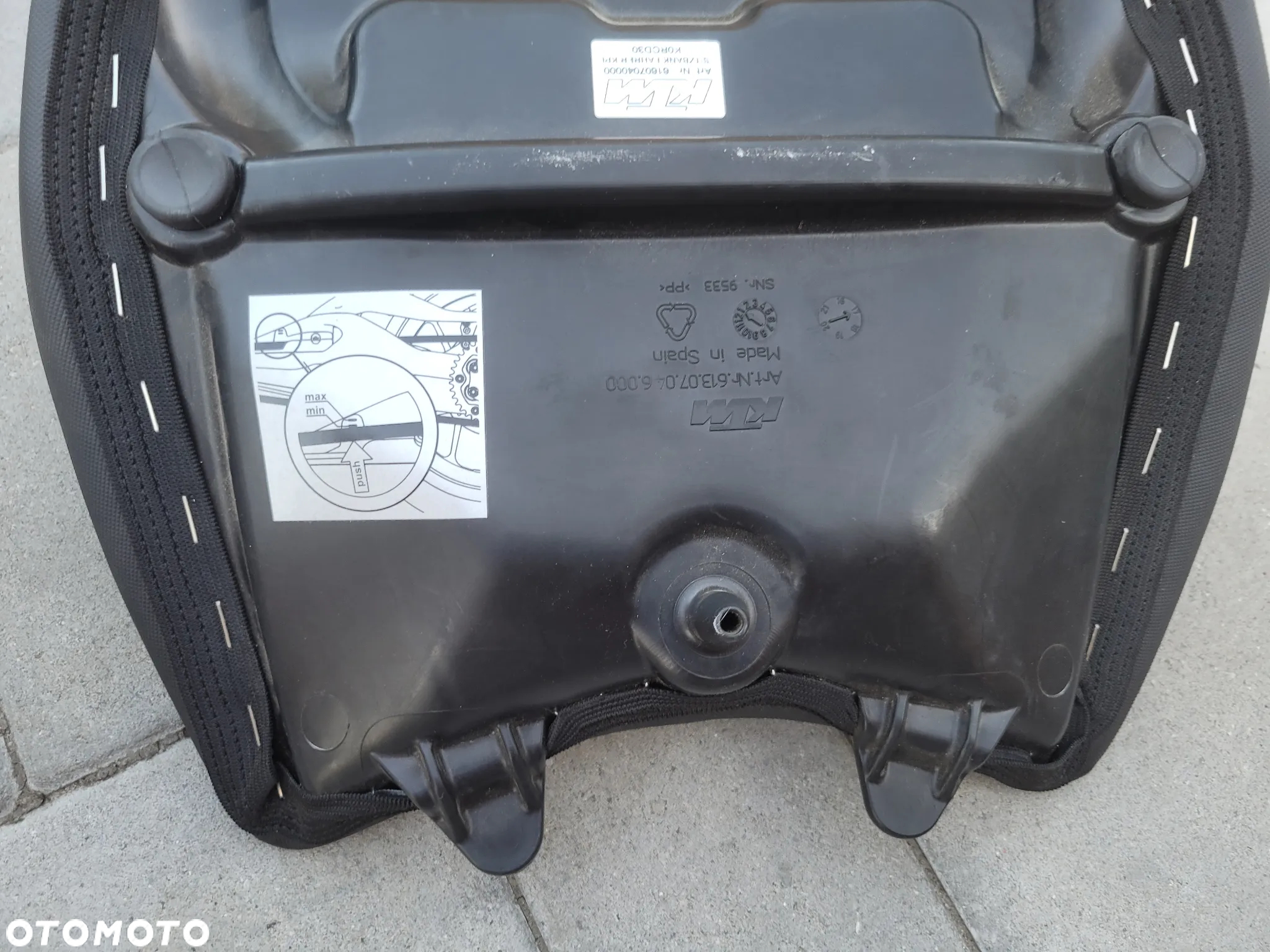Siedzenie kierowcy, fotel, kanapa przód KTM 125 390 Duke - 20
