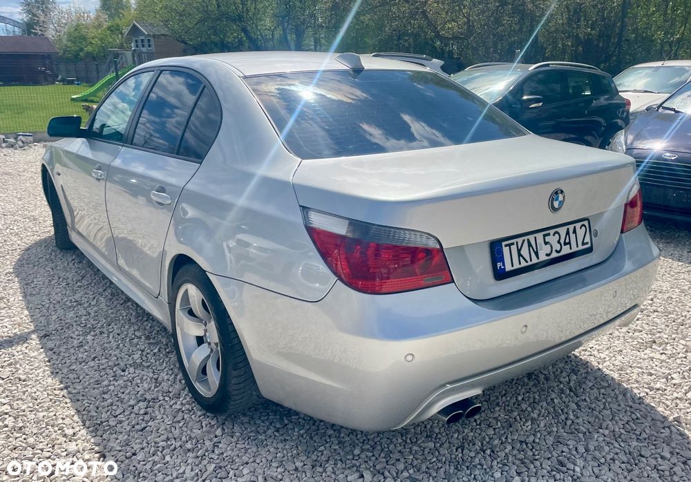BMW Seria 5 525i - 9