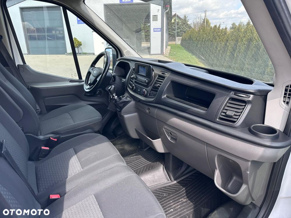 Ford Transit - 17