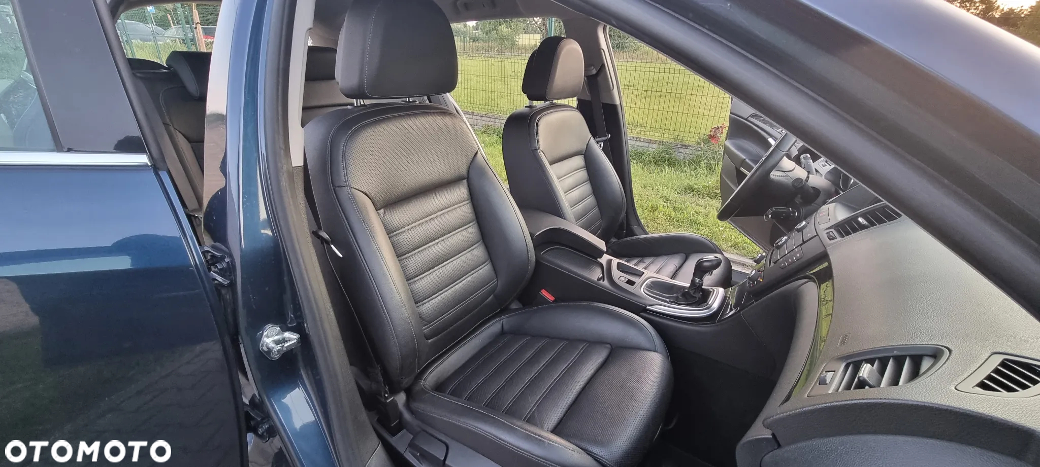 Opel Insignia - 21