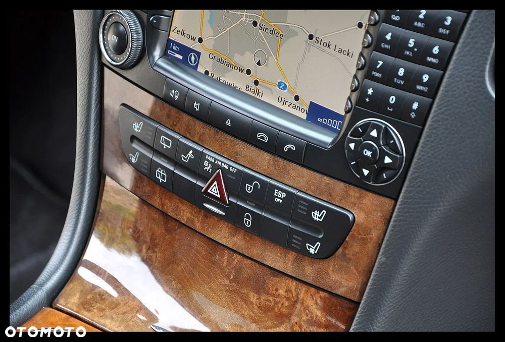 Mercedes-Benz Klasa E 500 T Avantgarde - 35