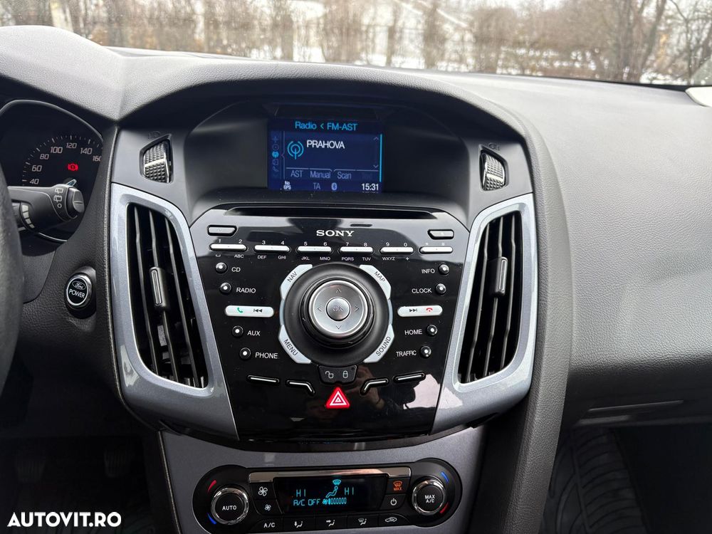 Ford Focus ver-1-6-tdci-dpf-start--stopp--system-titanium - 9