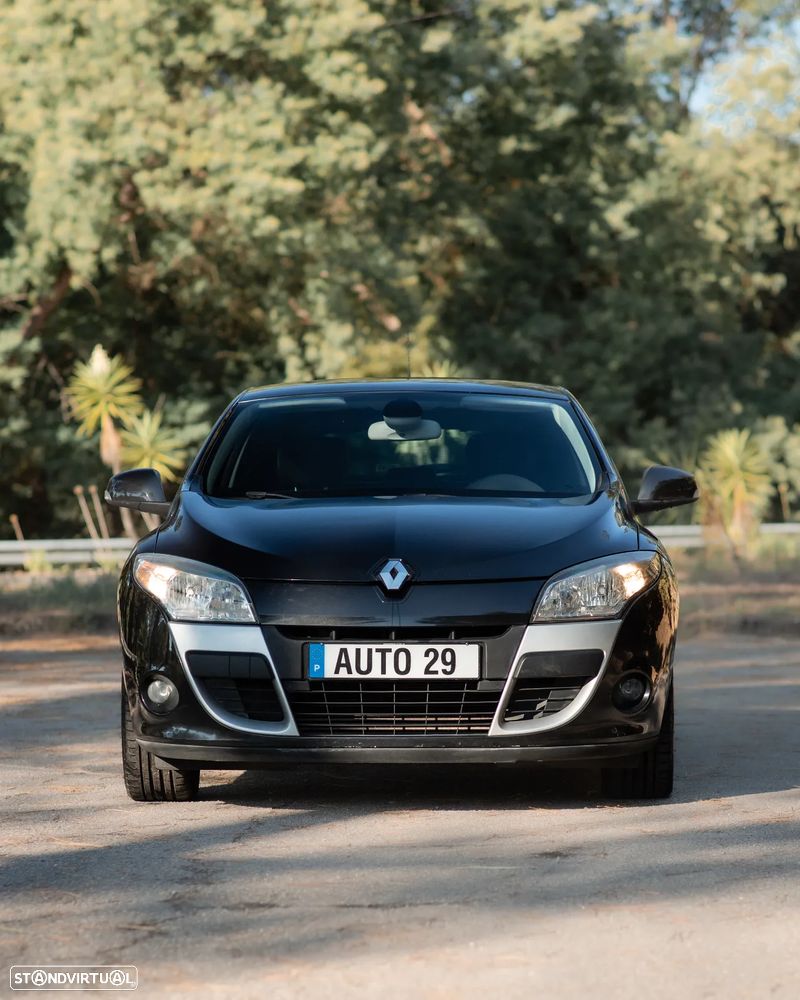 Renault Mégane Coupe 1.5 dCi Dynamique S - 2