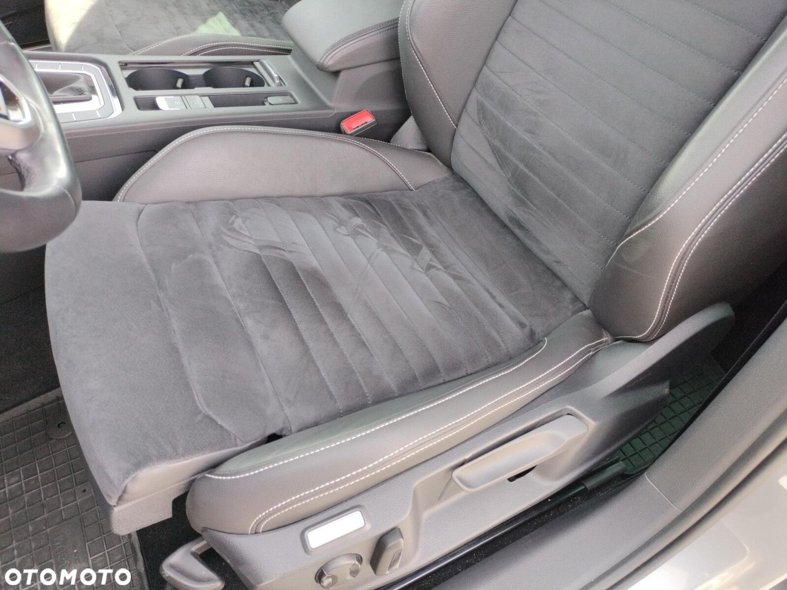 Volkswagen Passat 2.0 TSI 4Mot Elegance DSG - 12