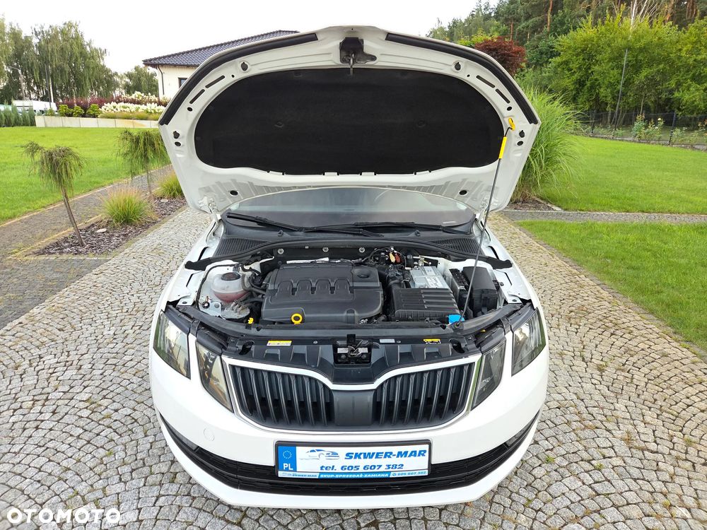 Skoda Octavia 1.6 TDI Ambition - 33