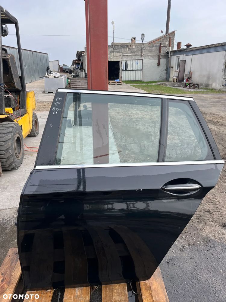 BMW 5 F11 DRZWI LEWY TYŁ 475 KOMBI - 1