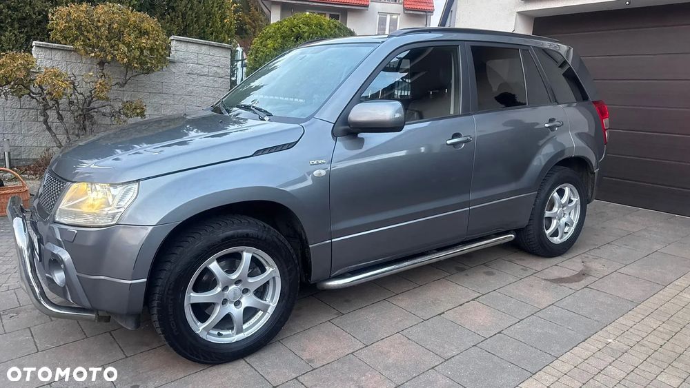 Suzuki Grand Vitara 1.9 DDiS De luxe - 1