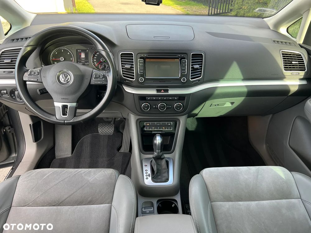 Volkswagen Sharan 2.0 TDI Highline DSG - 9