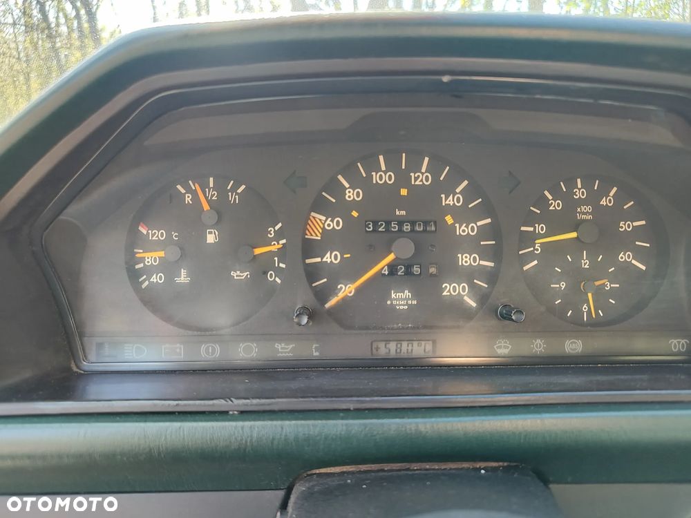 Mercedes-Benz W124 (1984-1993) - 14