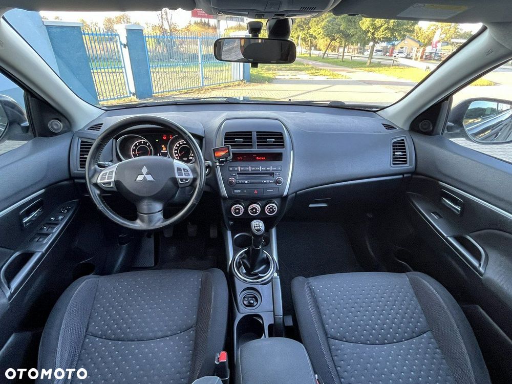 Mitsubishi ASX - 5