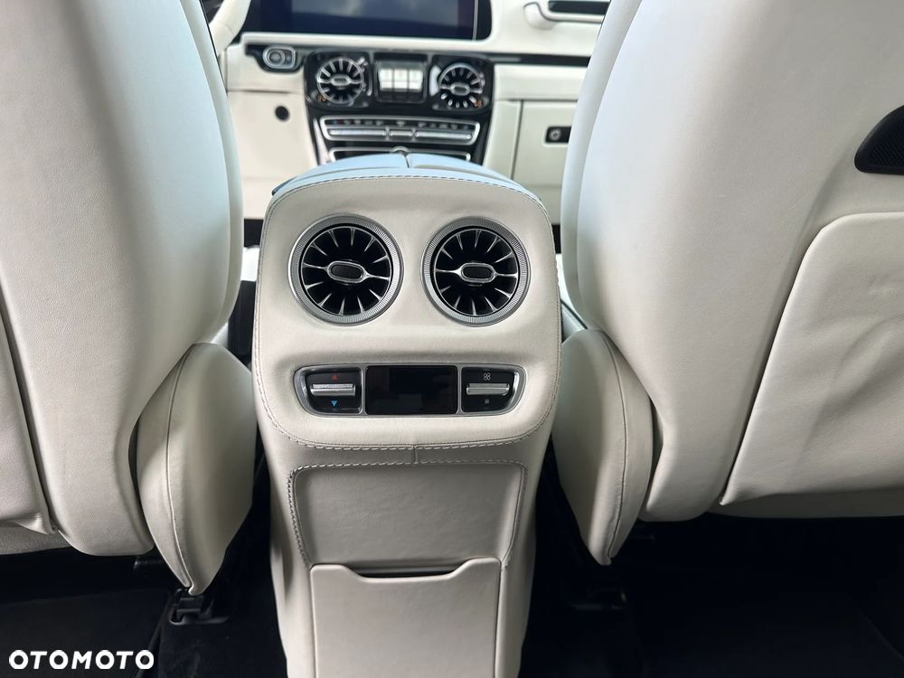 Mercedes-Benz Klasa G AMG 63 - 21