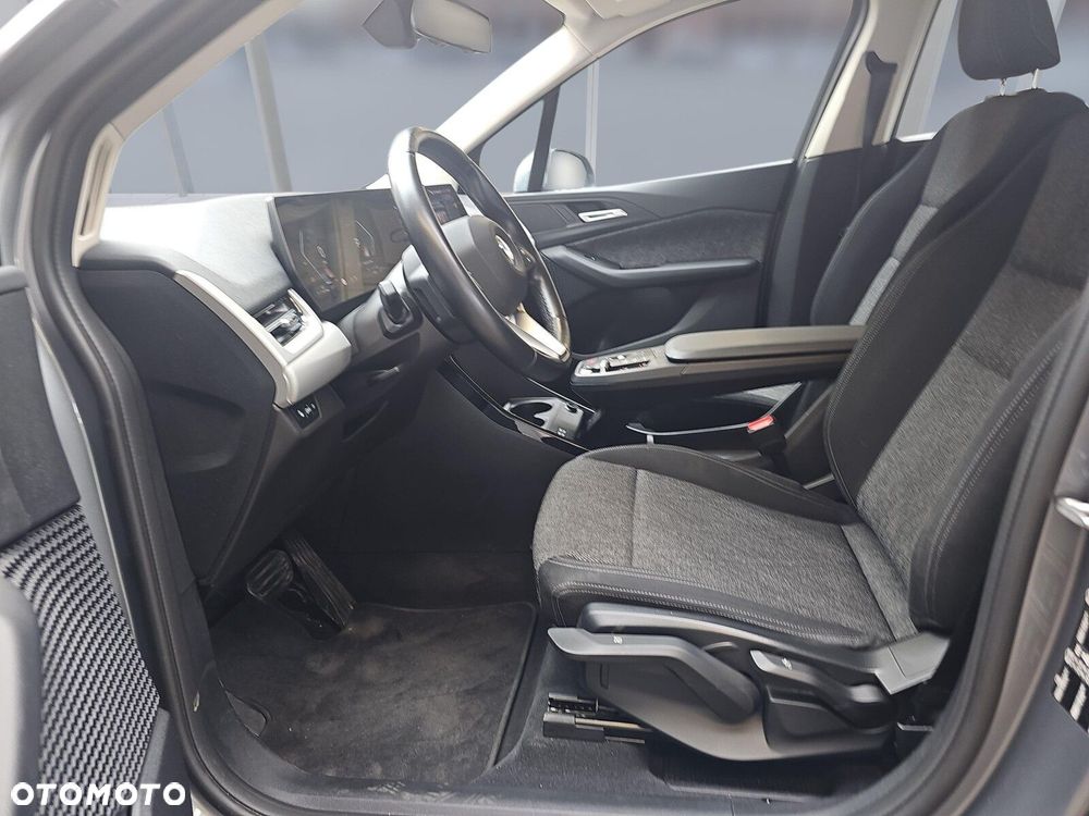BMW Seria 2 218i - 9