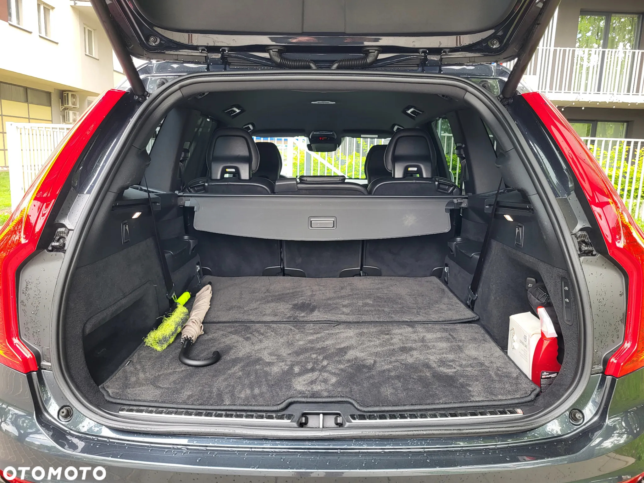 Volvo XC 90 D5 SCR AWD R-Design 7os - 28