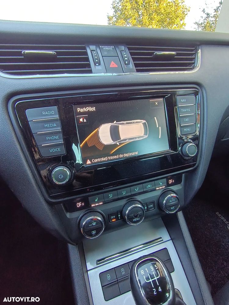Skoda Octavia 1.6 TDI (Green tec) Ambition - 12