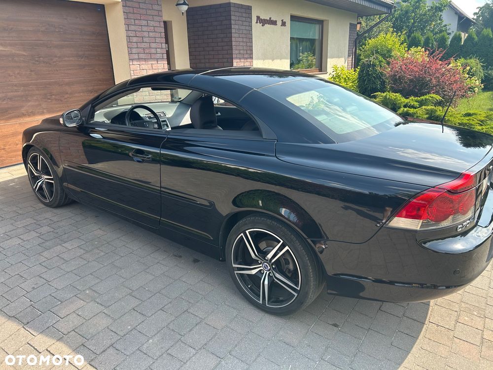 Volvo C70 2.0D Momentum - 6