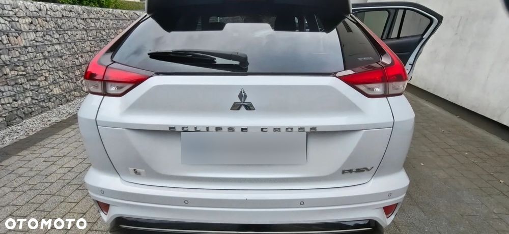 Mitsubishi Eclipse Cross - 8