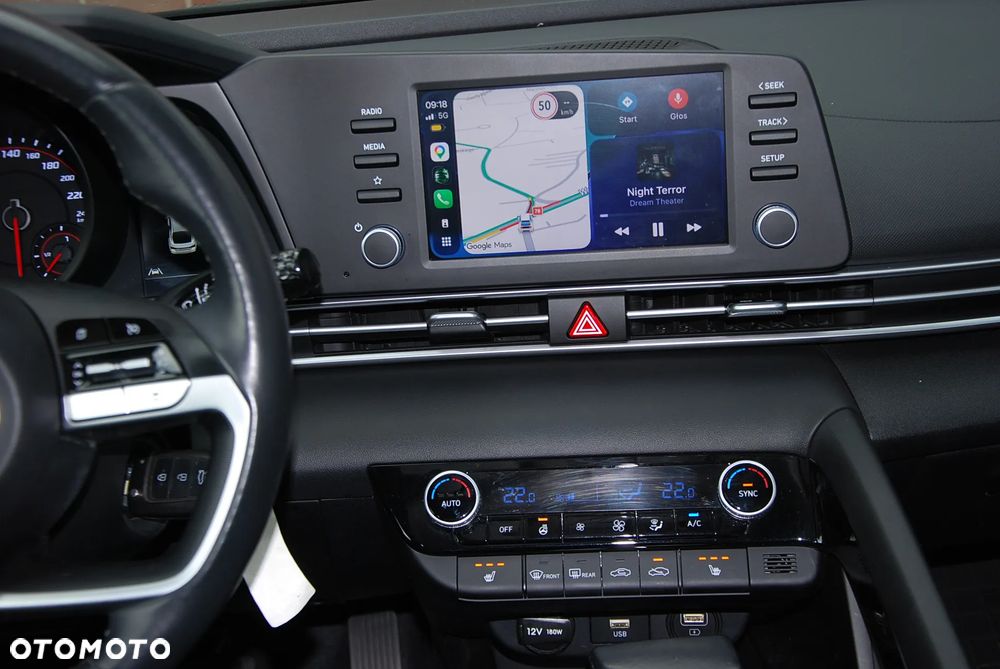 Hyundai Elantra 1.6 Smart CVT - 36