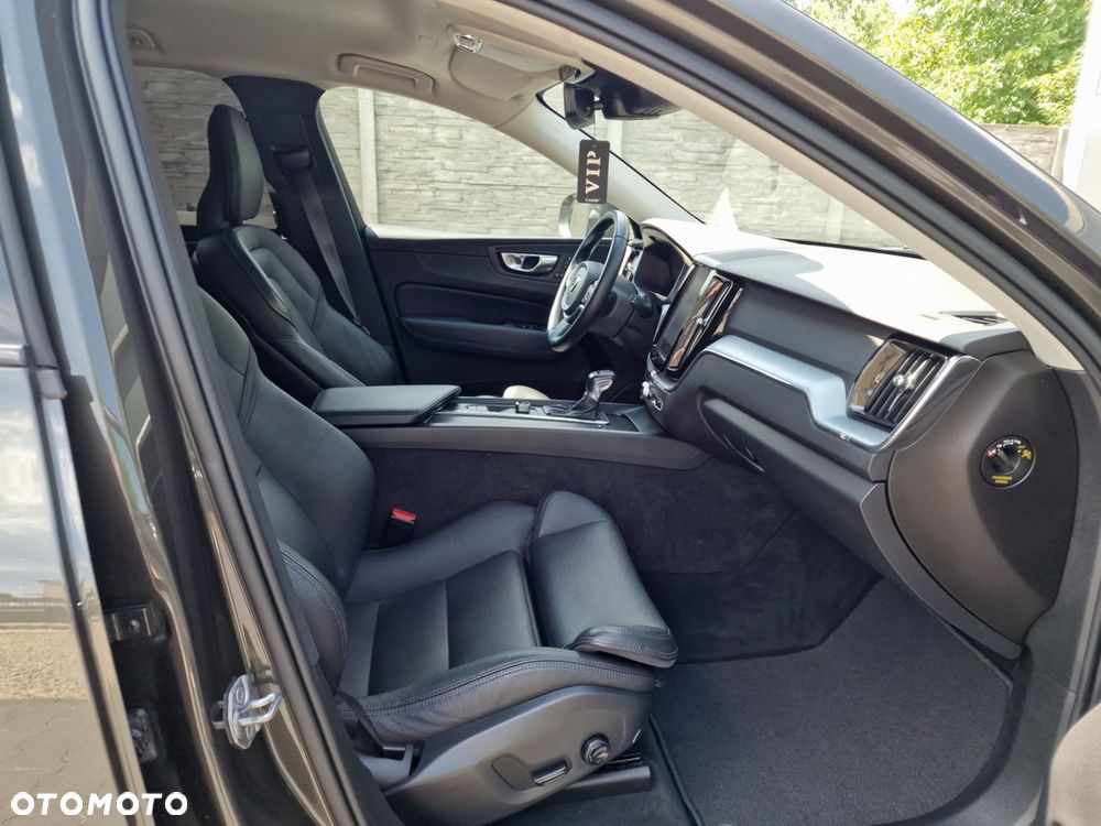 Volvo XC 60 D4 Geartronic Edition Pro - 25