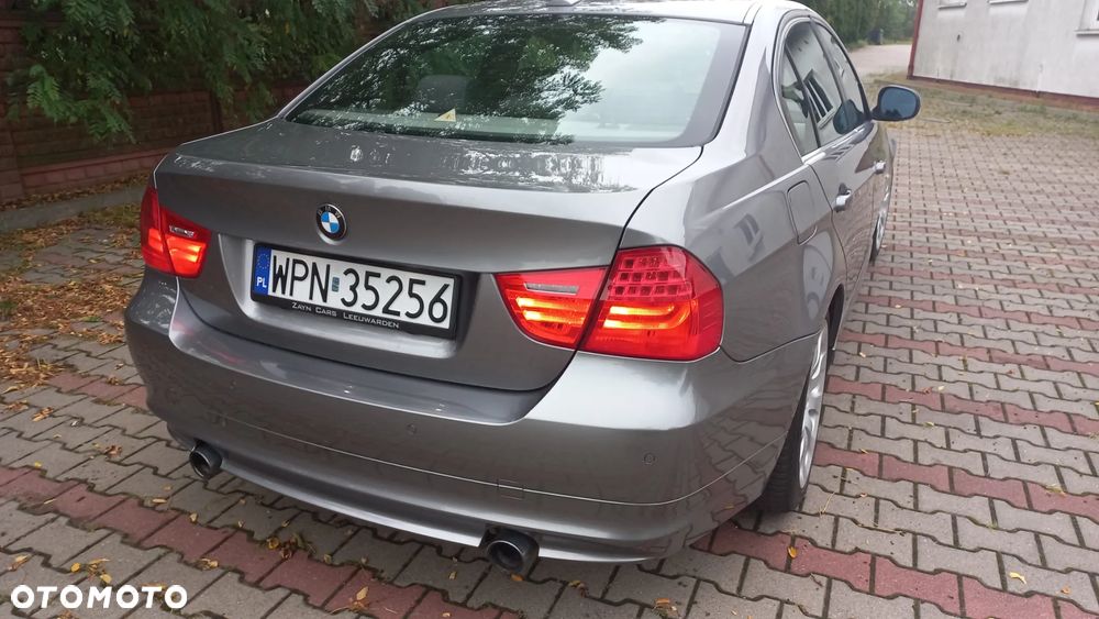 BMW Seria 3 335d DPF Edition Exclusive - 18