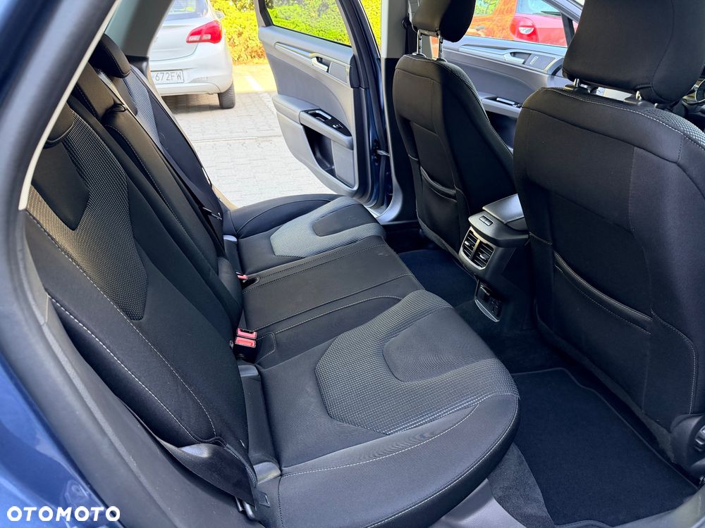 Ford Mondeo - 31