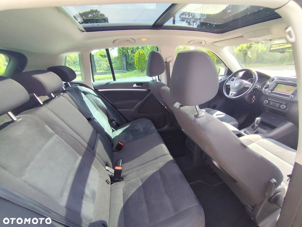 Volkswagen Tiguan 2.0 TDI DPF 4Motion BlueMotion Technology DSG Track & Field - 11