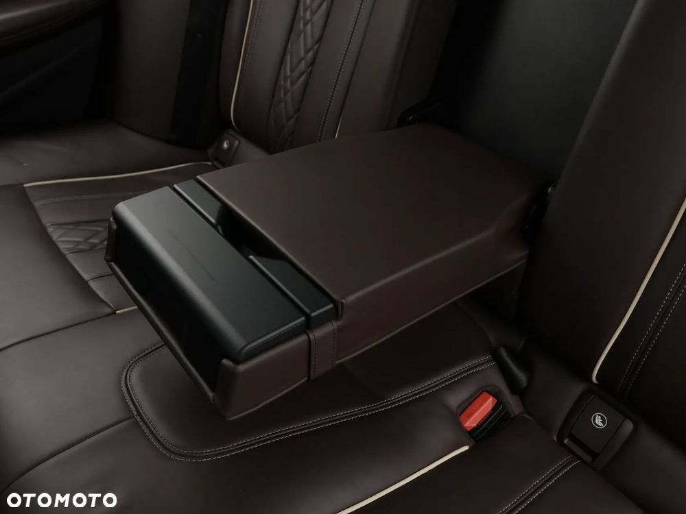 BMW Seria 5 520d M Sport - 35